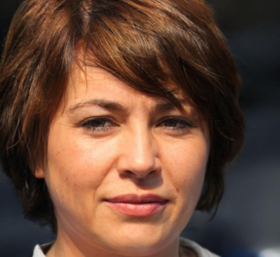 Program instructor reviewing financial concepts